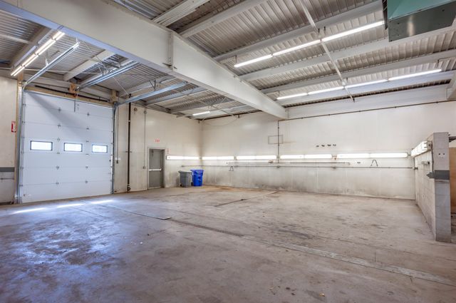800 Gold Street, Manchester, NH 03103