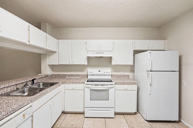 366 COUNTRYSIDE KEY BOULEVARD, Oldsmar, FL 34677