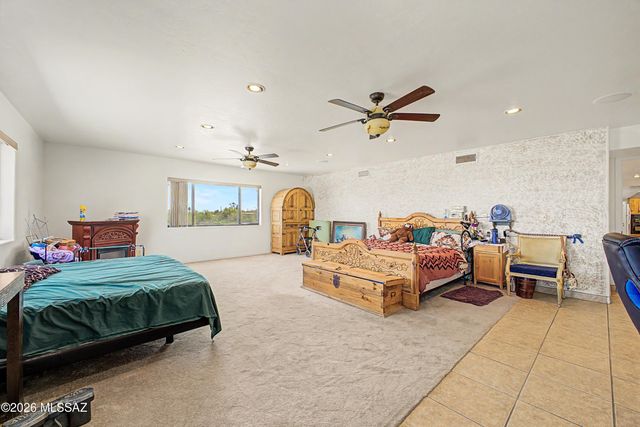 1611 N Blue Ridge Road, Tucson, AZ 85745