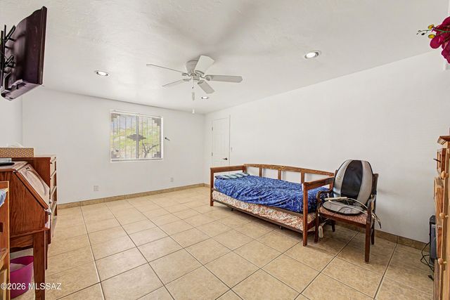 1611 N Blue Ridge Road, Tucson, AZ 85745