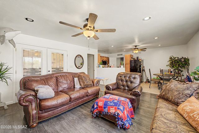1611 N Blue Ridge Road, Tucson, AZ 85745