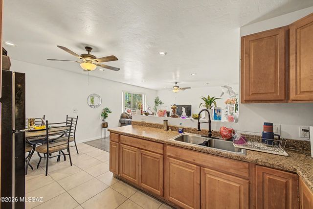 1611 N Blue Ridge Road, Tucson, AZ 85745