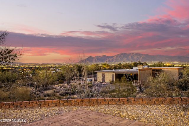 1611 N Blue Ridge Road, Tucson, AZ 85745