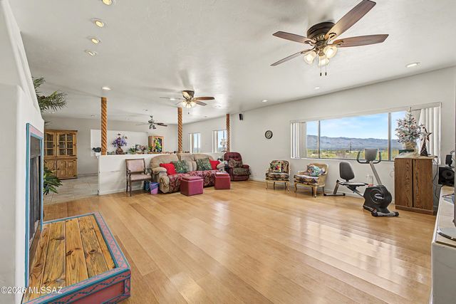1611 N Blue Ridge Road, Tucson, AZ 85745