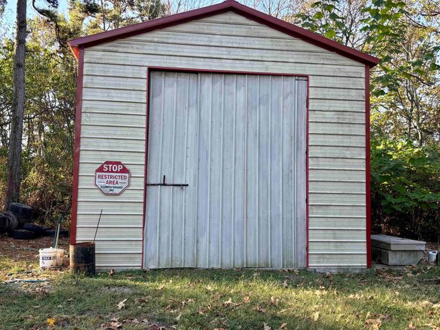 102 Hankins Lane, Pleasant Plains, AR 72568