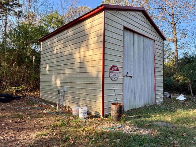 102 Hankins Lane, Pleasant Plains, AR 72568