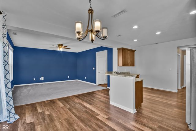 2548 Shadow Bend Drive, Columbus, IN 47201