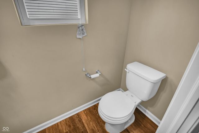 2548 Shadow Bend Drive, Columbus, IN 47201