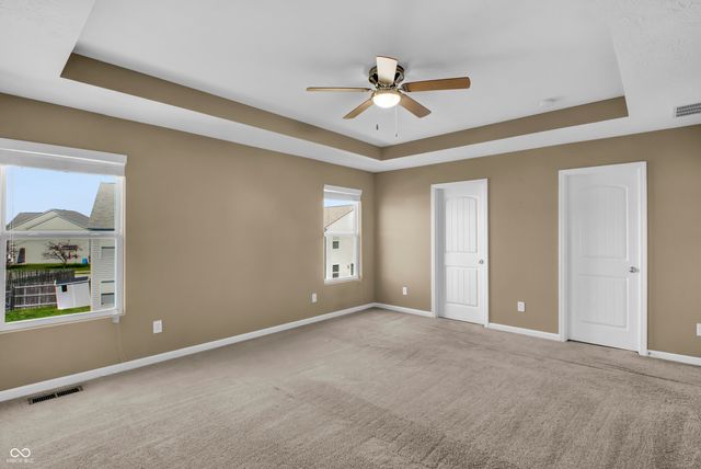 2548 Shadow Bend Drive, Columbus, IN 47201