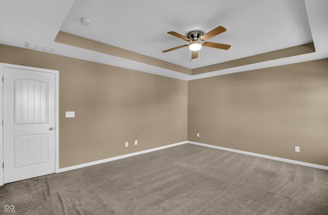 2548 Shadow Bend Drive, Columbus, IN 47201