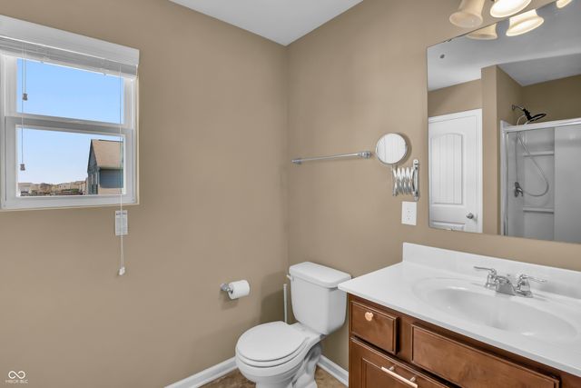 2548 Shadow Bend Drive, Columbus, IN 47201