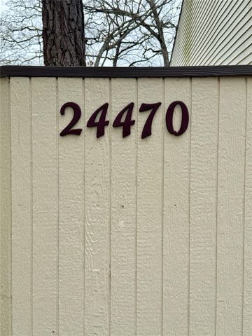 24470 Country Club Drive, Huntsville, TX 77320