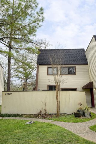 24470 Country Club Drive, Huntsville, TX 77320