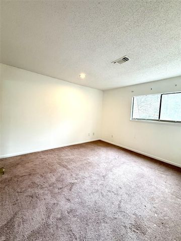 24470 Country Club Drive, Huntsville, TX 77320