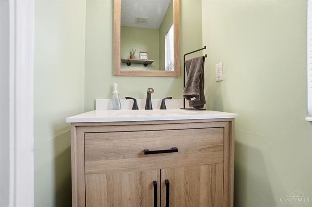 6714 Bedington Lane, Morrow, OH 45152