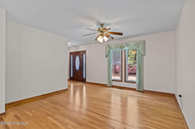 10224 Timber Ridge Court SE, Leland, NC 28451