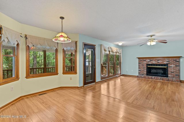 10224 Timber Ridge Court SE, Leland, NC 28451