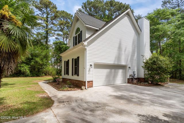 10224 Timber Ridge Court SE, Leland, NC 28451