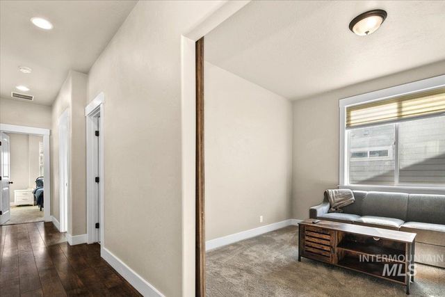 20557 N Glenisla Avenue, Boise, ID 83714