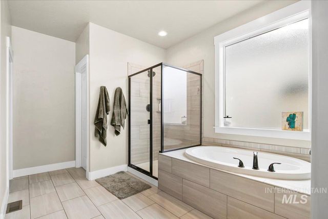 20557 N Glenisla Avenue, Boise, ID 83714