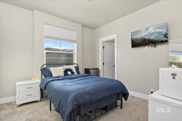 20557 N Glenisla Avenue, Boise, ID 83714