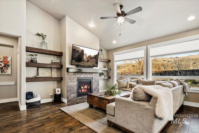 20557 N Glenisla Avenue, Boise, ID 83714