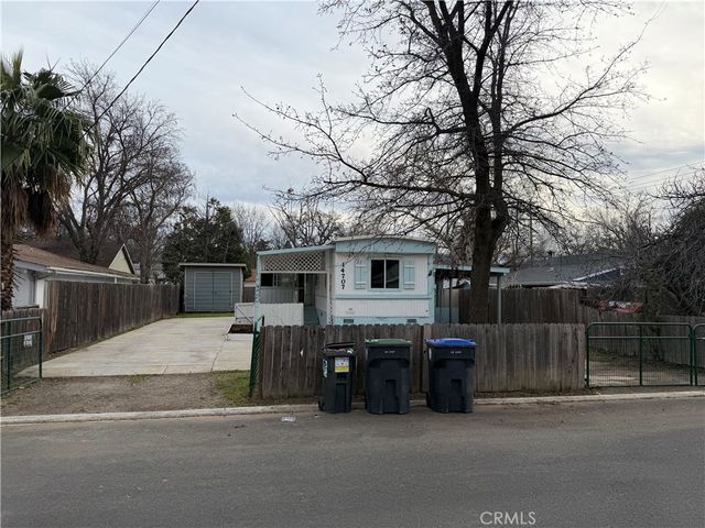 14707 Walnut Avenue, Clearlake, CA 95422