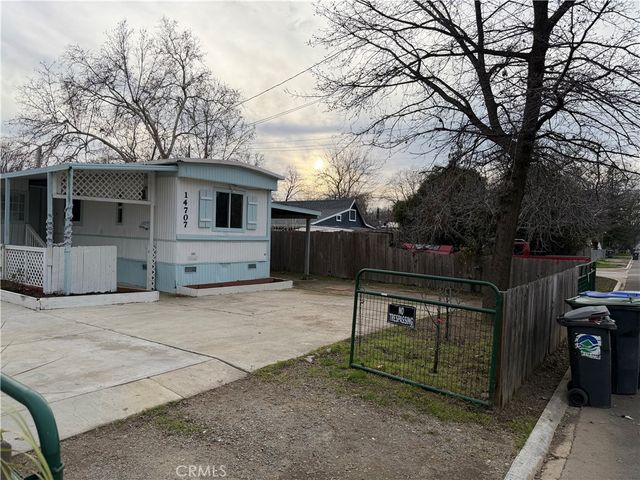 14707 Walnut Avenue, Clearlake, CA 95422