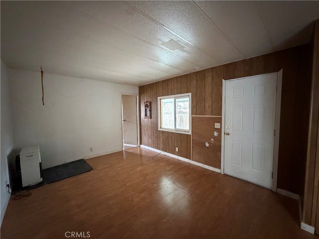 14707 Walnut Avenue, Clearlake, CA 95422