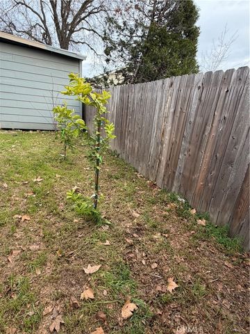 14707 Walnut Avenue, Clearlake, CA 95422