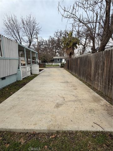 14707 Walnut Avenue, Clearlake, CA 95422