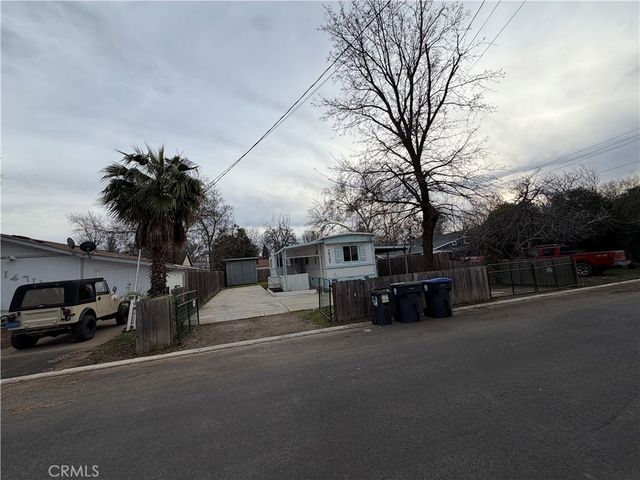 14707 Walnut Avenue, Clearlake, CA 95422