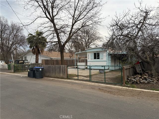 14707 Walnut Avenue, Clearlake, CA 95422
