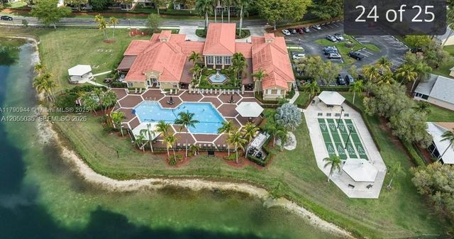 460 SE 24th Dr, Homestead, FL 33033
