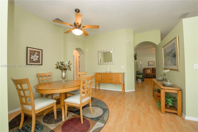 460 SE 24th Dr, Homestead, FL 33033