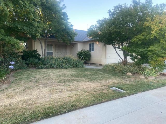 609 Merlot Avenue, Madera, CA 93637