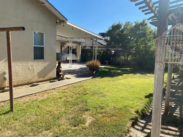 609 Merlot Avenue, Madera, CA 93637