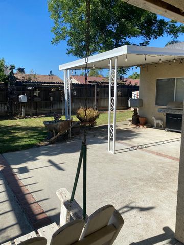 609 Merlot Avenue, Madera, CA 93637