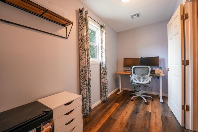120 S Lexington Ct, Andover, KS 67002