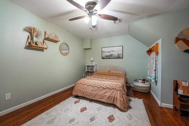 120 S Lexington Ct, Andover, KS 67002