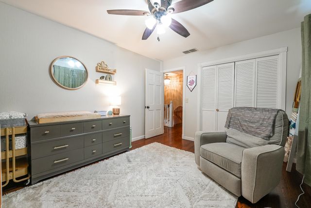 120 S Lexington Ct, Andover, KS 67002