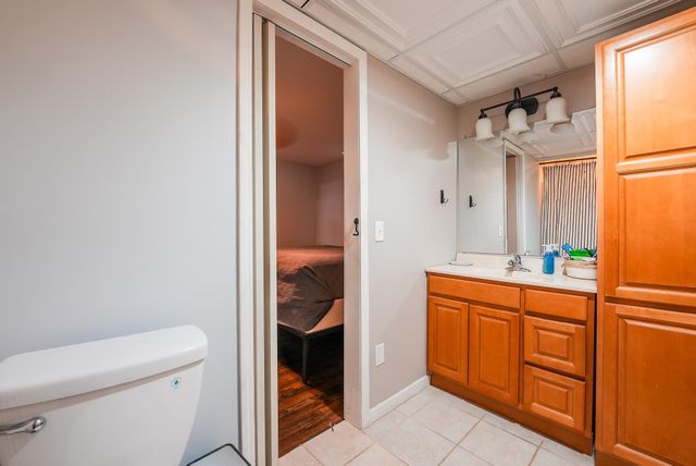120 S Lexington Ct, Andover, KS 67002