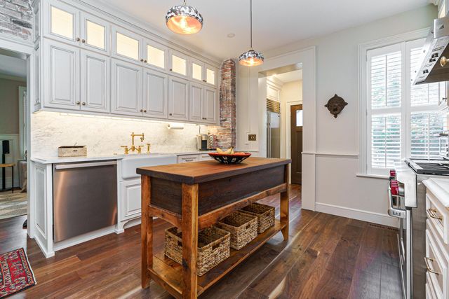 33 E Frankfort Street, Columbus, OH 43206