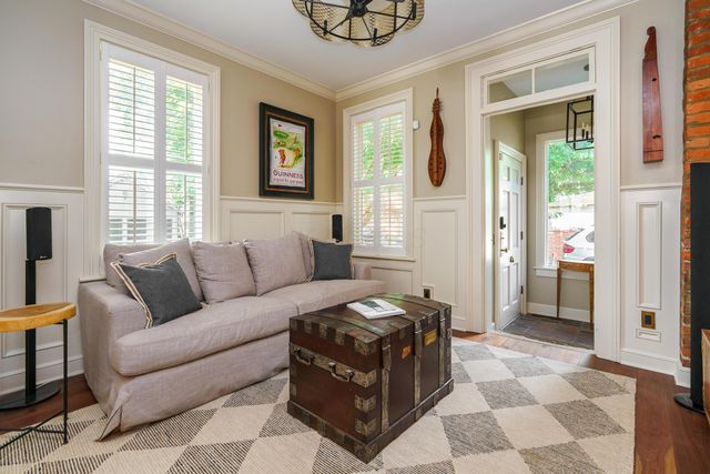 33 E Frankfort Street, Columbus, OH 43206