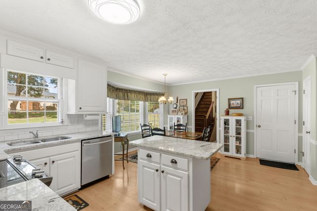 5063 Bridgeport Lane, Peachtree Corners, GA 30092