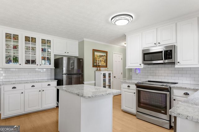 5063 Bridgeport Lane, Peachtree Corners, GA 30092