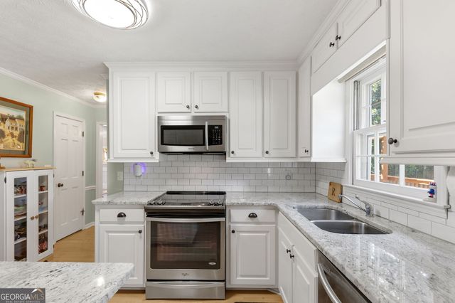 5063 Bridgeport Lane, Peachtree Corners, GA 30092