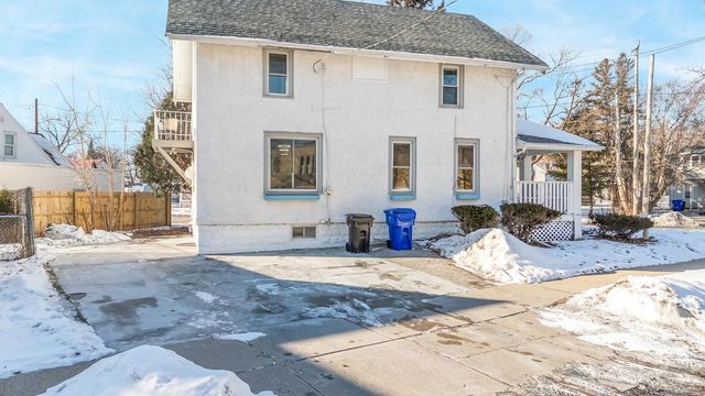 1303 W PROSPECT AVENUE, Appleton, WI 54914