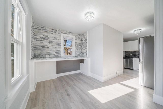 1303 W PROSPECT AVENUE, Appleton, WI 54914