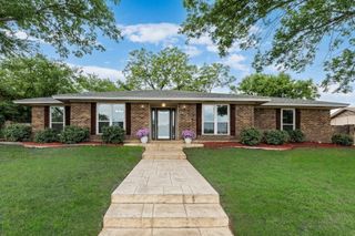 1305 Willow Way, Garland, TX 75043